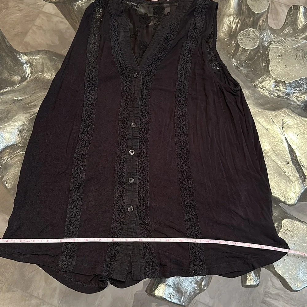 Blush Brand Button down dress tank top. Size medium - Picture 8 of 9